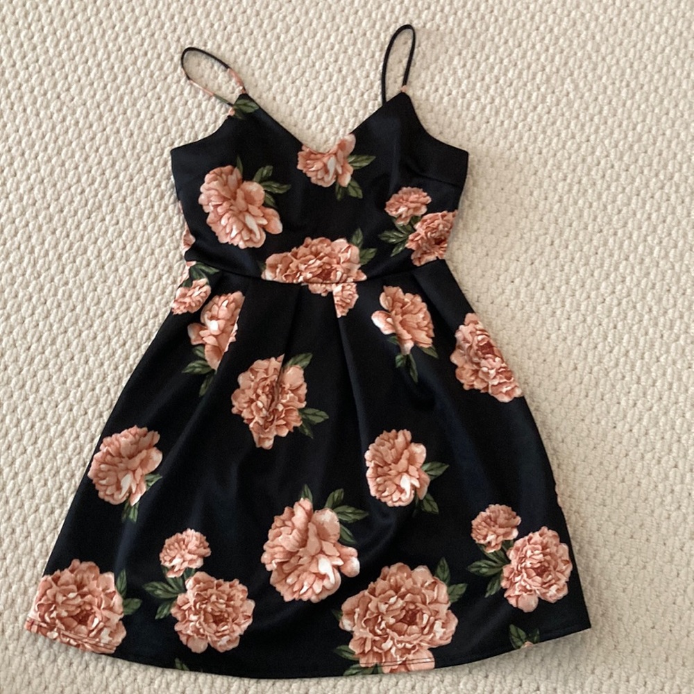Blu•Pepper junior medium dress.